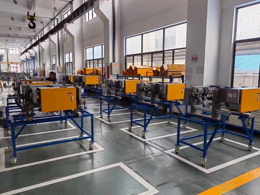 European Movable Single Girder Roof Traveling Overhead Bridge Crane Electric Hoist Motor Gear Wireless